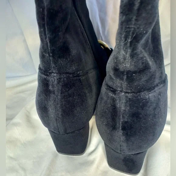 NWOB Gucci Marmont Double G Black Velvet Boots with GG Gold Logo size EU 38 1/2 - Picture 5 of 12